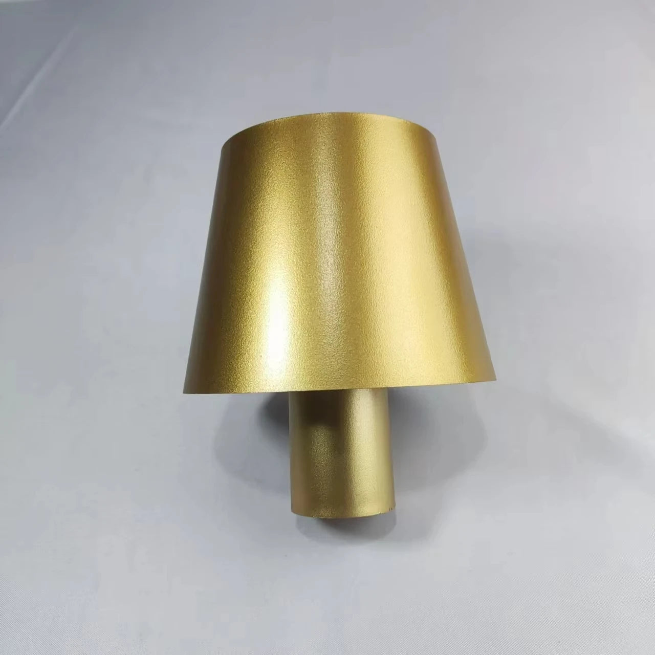 Wireless touch LED charging table lamp with 3-level dimming, suitable for bedside, dining room, bar, and desktop decoration